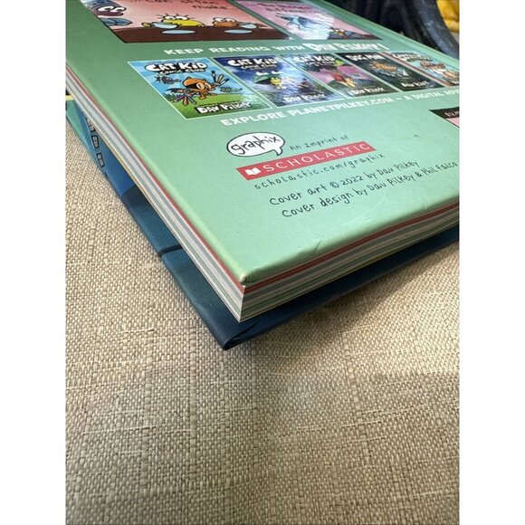 Cat Kid Comic Club: Collaborations - Book #4 By Dav Pilkey 2022 1st Edition - Picture 3 of 8